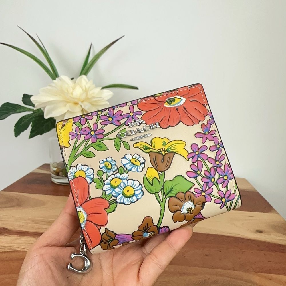 NWT Coach Snap Wallet With Floral Print - Picture 6 of 6